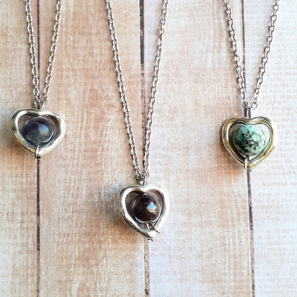 💜2/$30💜 Silver Heart Gemstone Necklaces - Picture 4 of 5